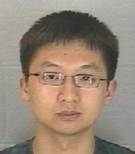 在美中国留学生侵入教授电脑篡改成绩被判刑4年